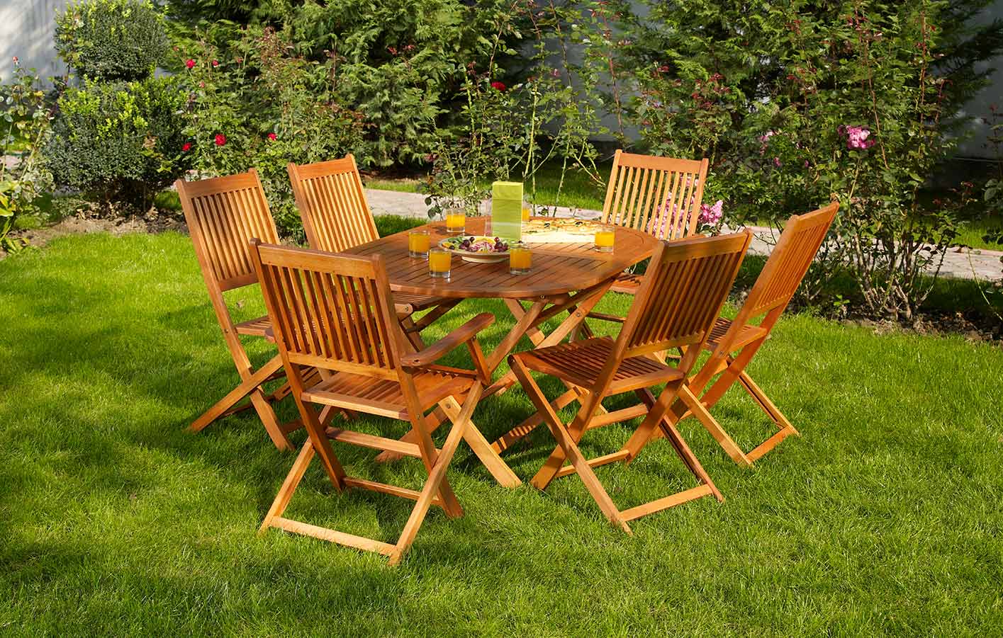 Gartenmoebel_Holz_2017_479565959_MS.jpg